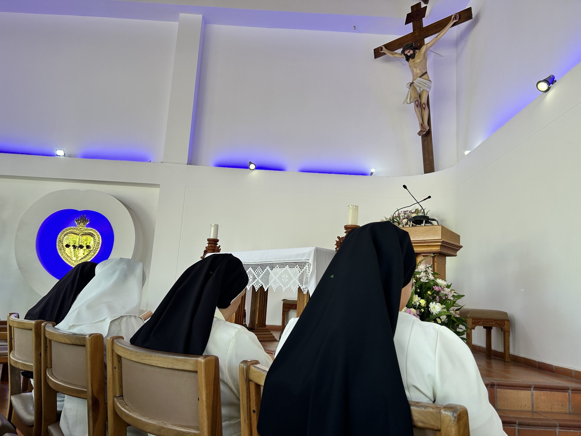 Hijas del Corazón Misericordioso de María